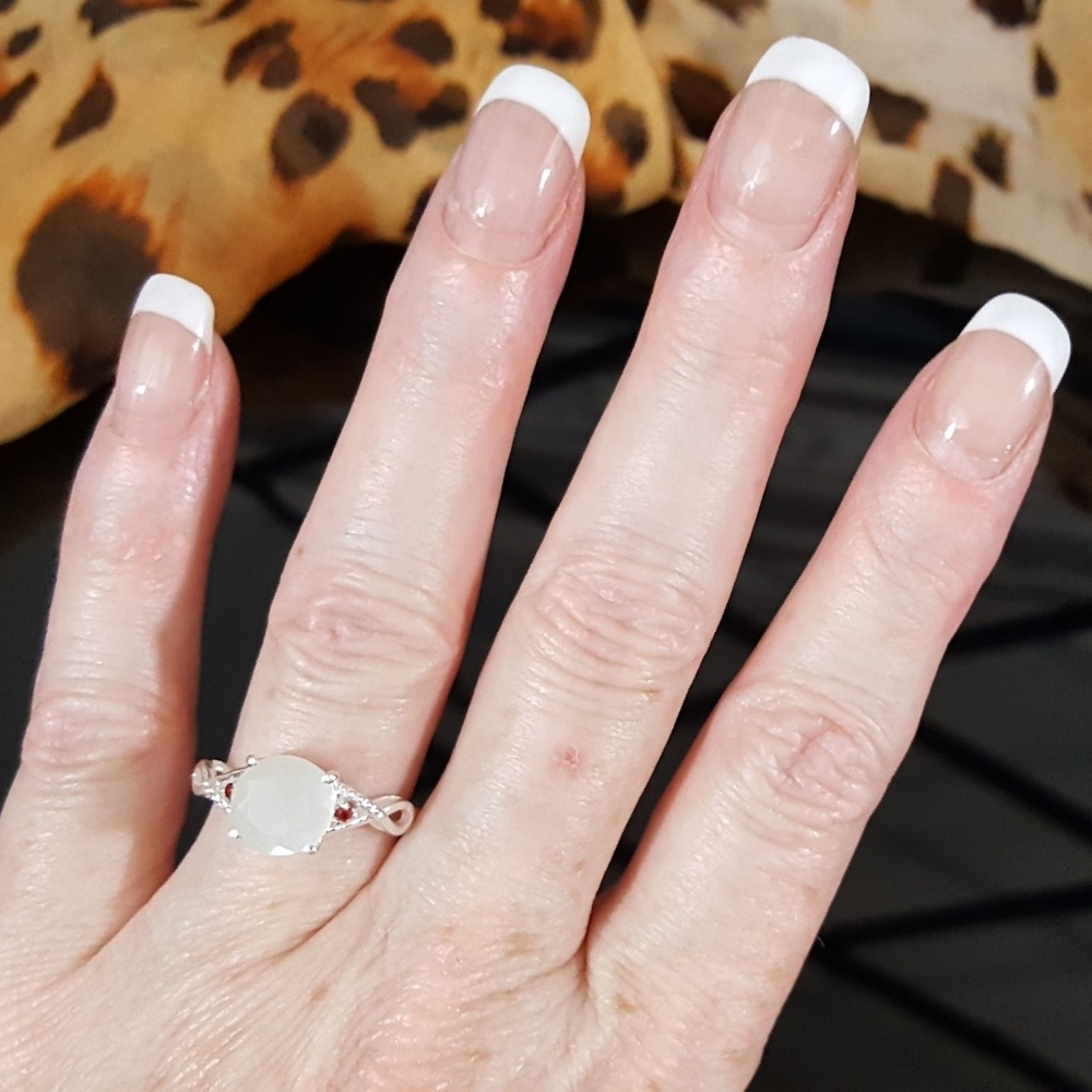Sri Lankan Silver Moonstone - Picture 7 of 8